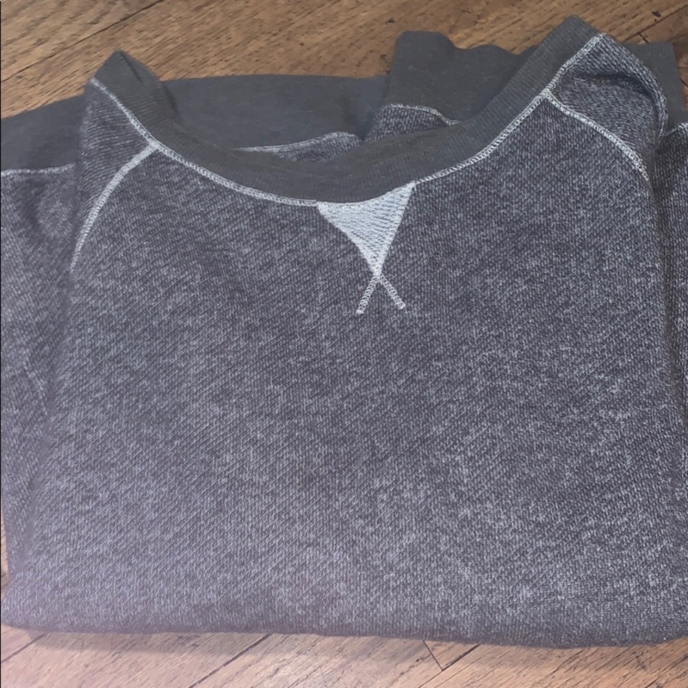size medium gray sweater